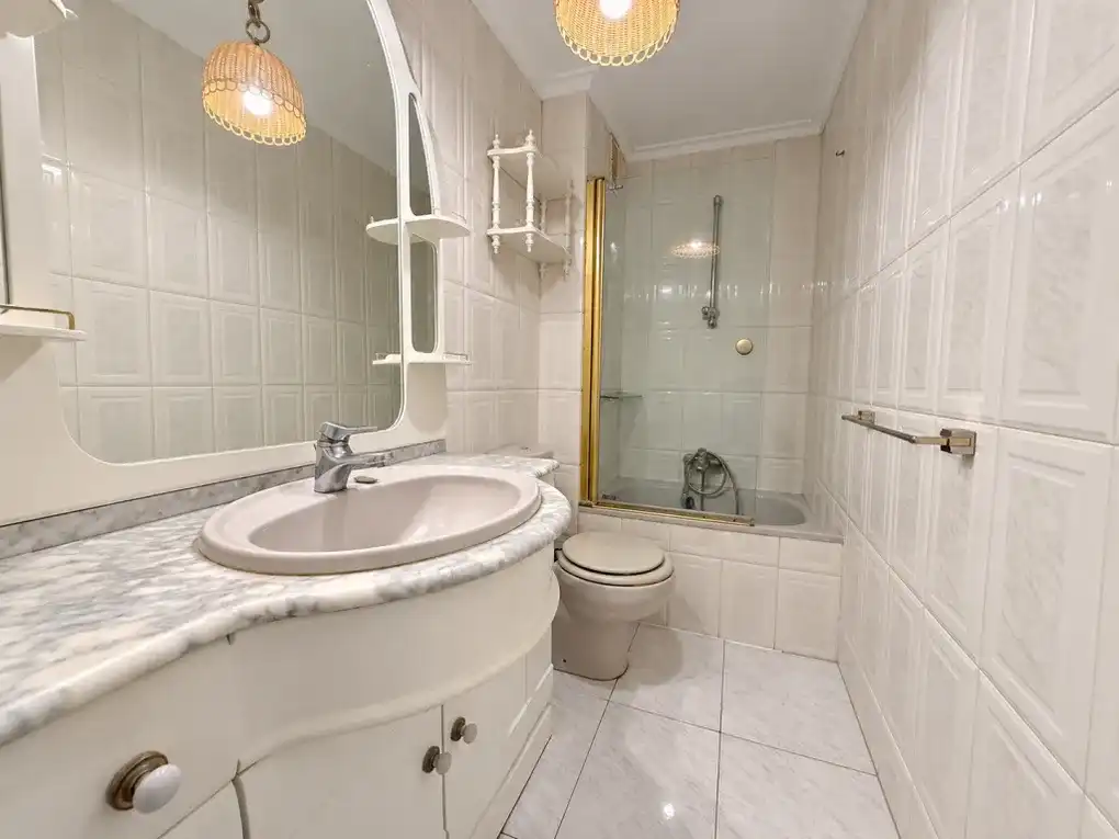 Flat with lift for sale in Avenida de los Castros, imagen 42