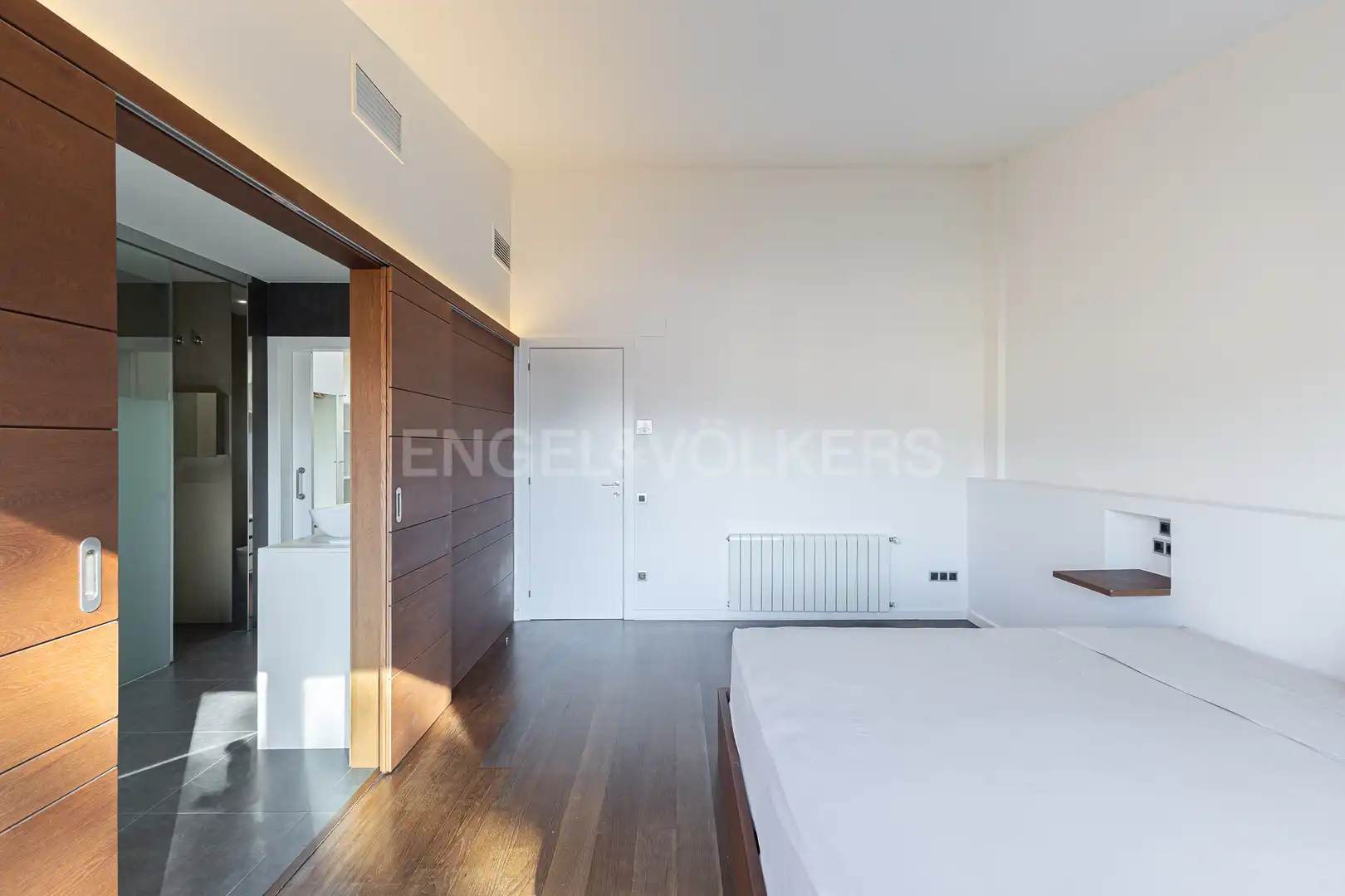 Bedroom of Houses for rent in Barcelona  with Air Conditioner, Heating and Private garden