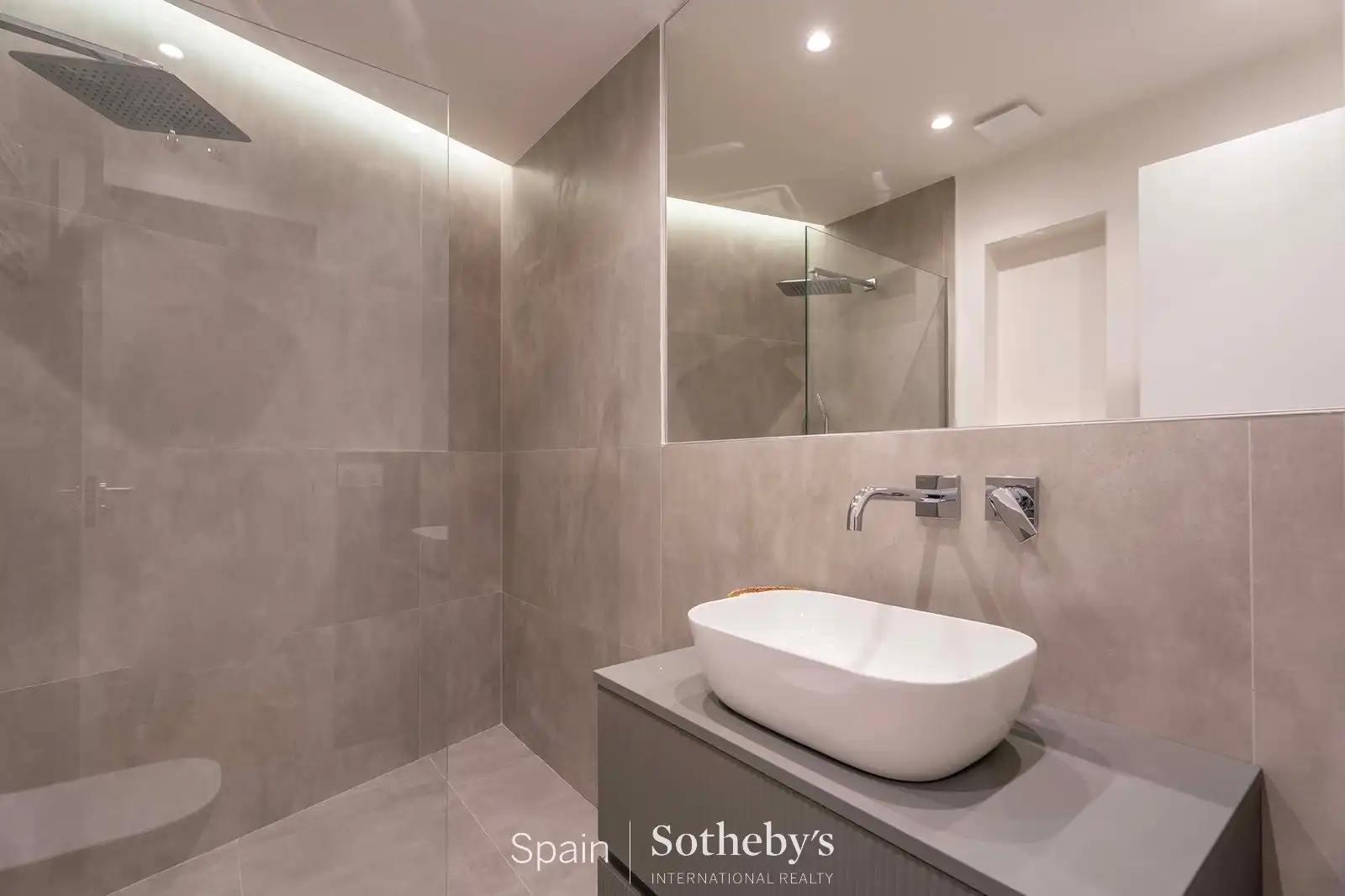 Apartamento con ascensor en venta en Calle de Ventura Rodríguez, imagen 27