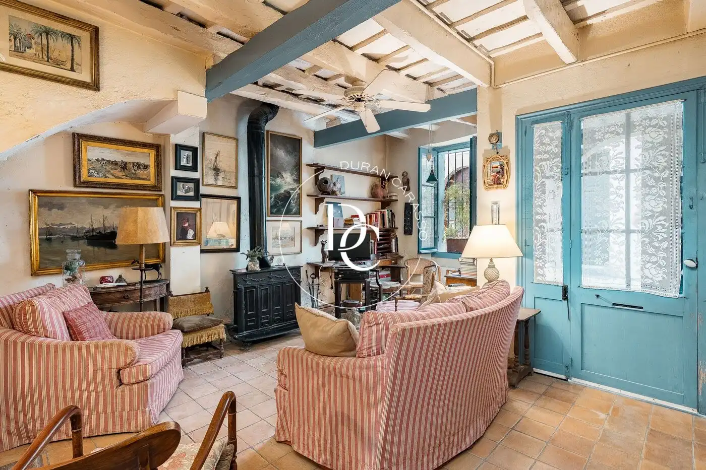 Living room of Houses for sale in Sitges  with Air Conditioner, Heating and Terrace