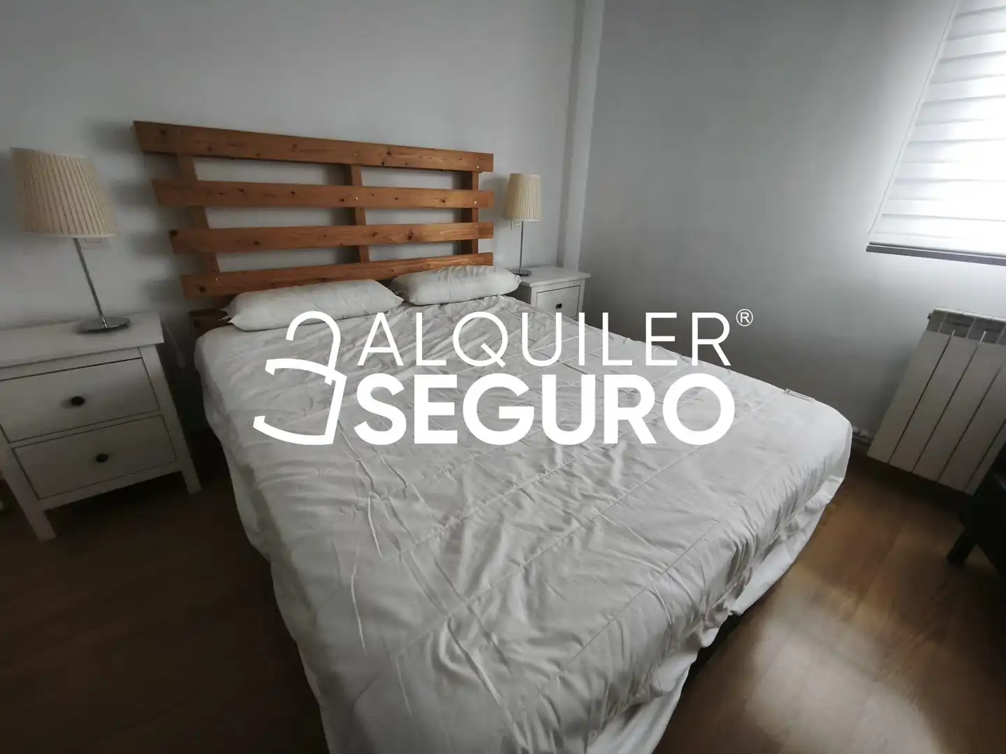 Bedroom of Flat for rent in Zaragoza  with Air Conditioner, Heating and Terrace