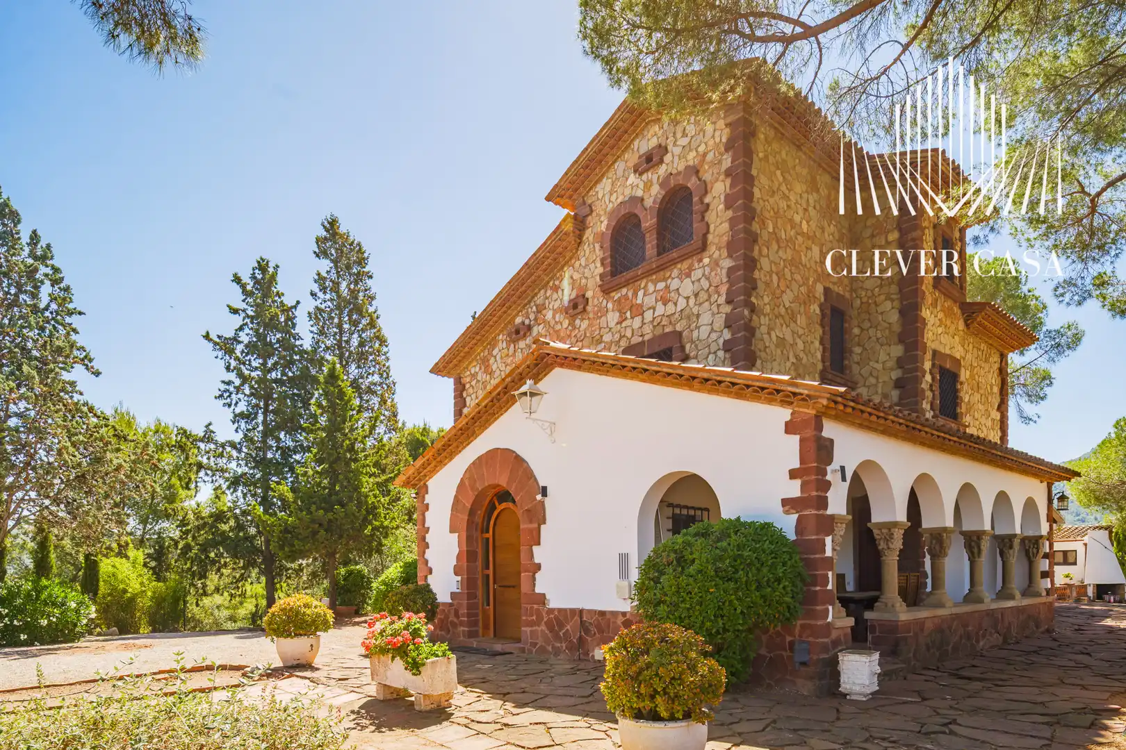 Vista exterior de Casa o chalet en venta en Castellví de Rosanes con Aire acondicionado, Calefacción y Jardín privado