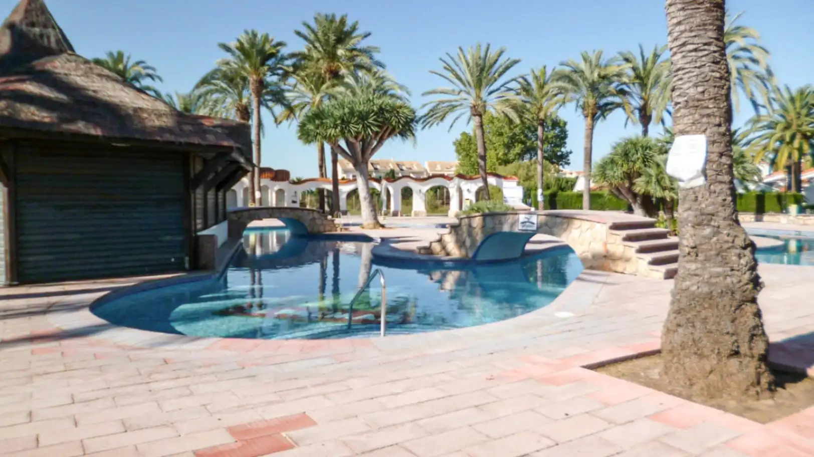 Piscina de Casa o xalet en venda en Dénia amb Aire condicionat, Calefacció i Jardí privat