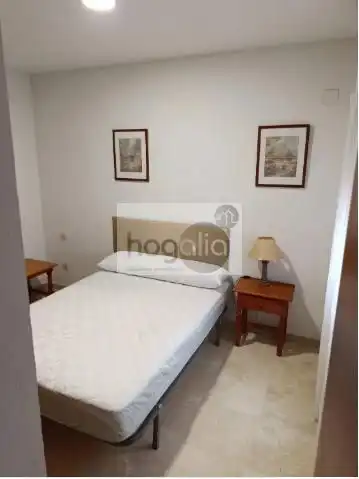 Bedroom of Flat for rent in Sevilla  with Air Conditioner, Swimming Pool and Furnished