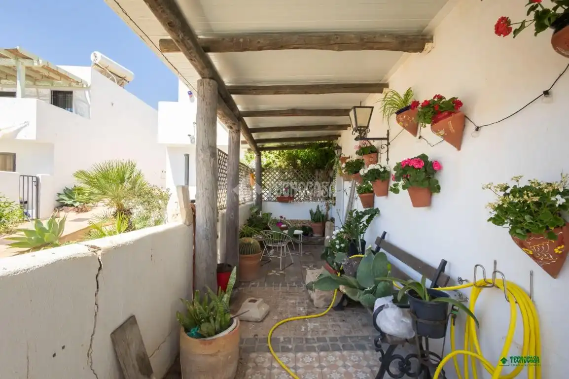 Terrassa de Casa o xalet en venda en Níjar amb Piscina i Moblat