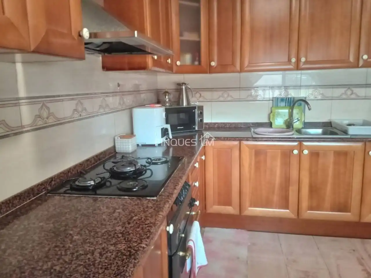 Cuina de Casa adosada en venda en Tordera amb Calefacció i Jardí privat