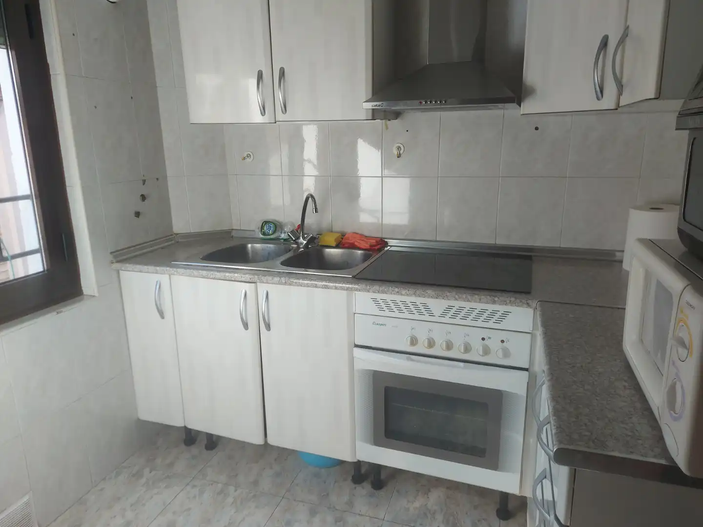 Cocina de Piso de alquiler en Toledo con Calefacción, Amueblado y Horno