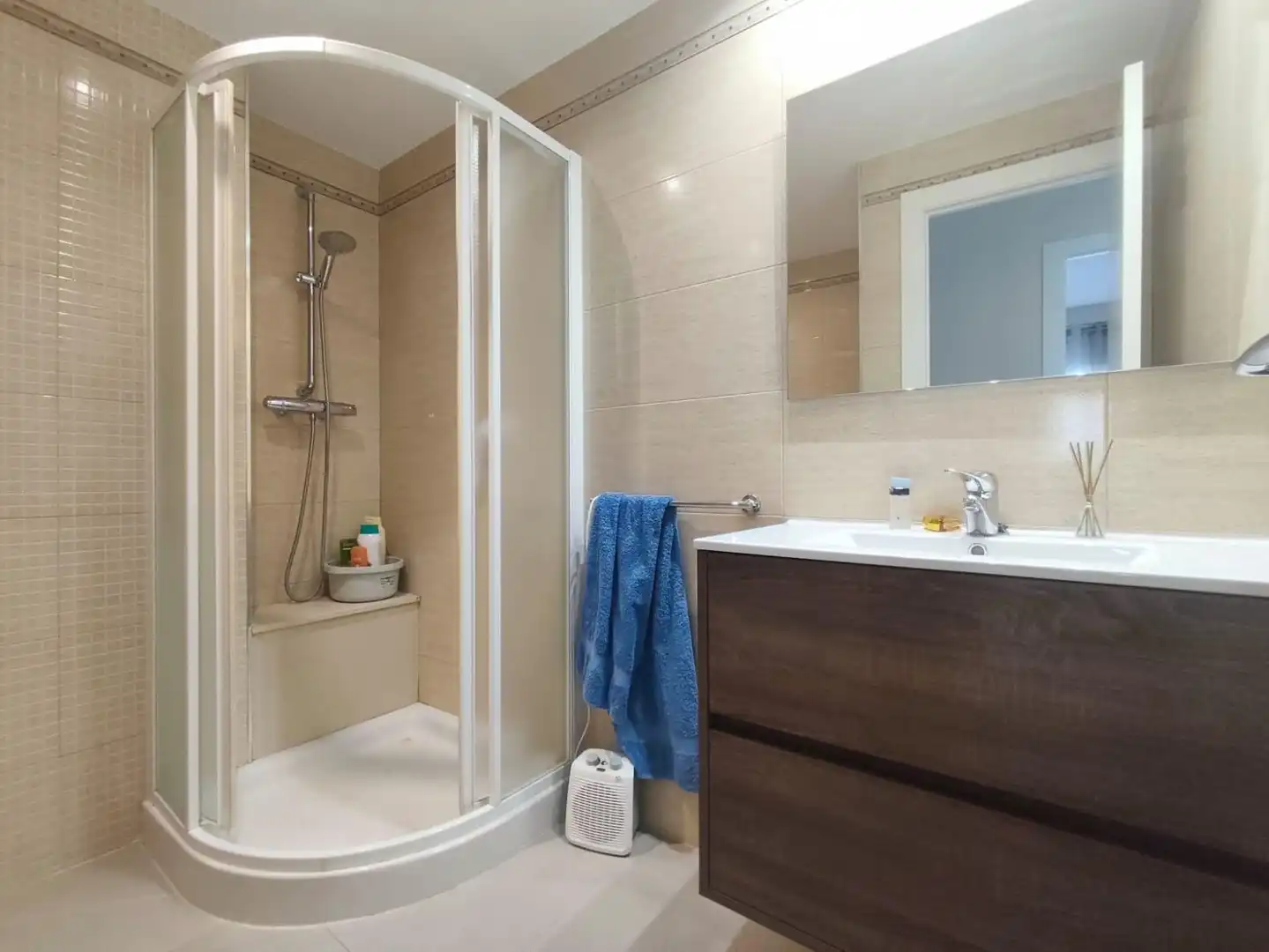 Baño de Piso en venta en Valencia con Jardín privado