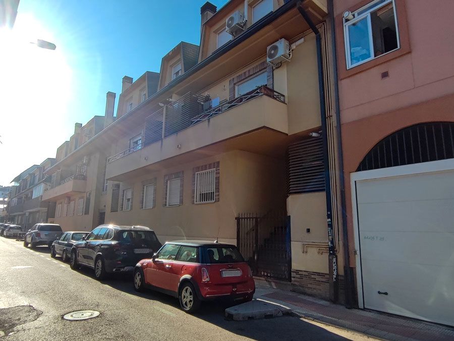Vista exterior de Apartamento en venta en Collado Villalba con Calefacción, Parquet y Terraza
