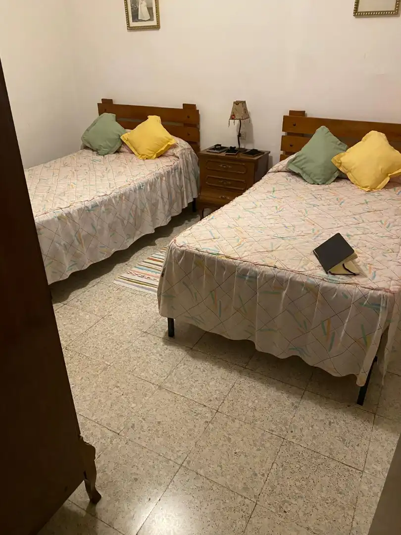 Dormitori de Casa o xalet en venda en Jaén amb Terrassa, Moblat i Balcó