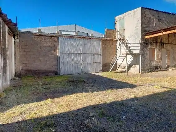 Vista exterior de Nave industrial de alquiler en San Cristóbal de la Laguna