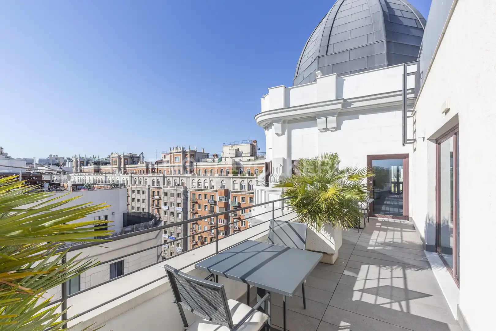 Terraza de Piso en venta en Madrid con Aire acondicionado, Calefacción y Piscina