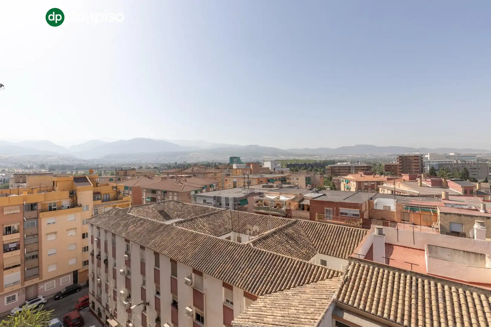 Vista exterior de Pis en venda en Granada