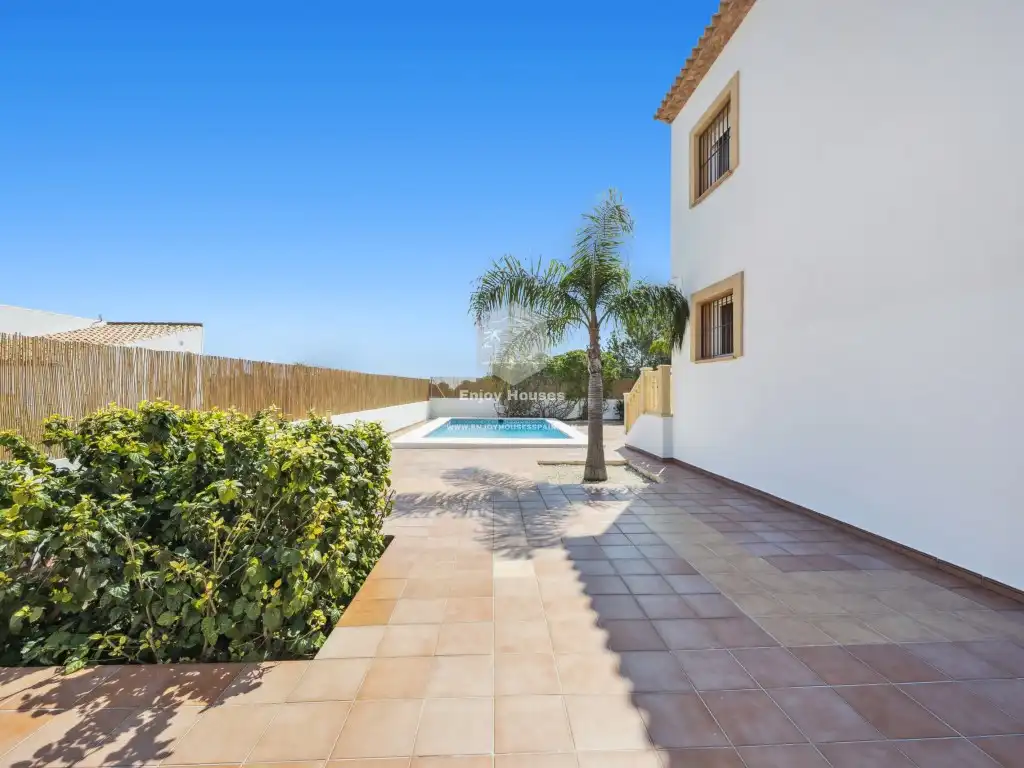 Houses for sale in La Granadella - Costa Nova