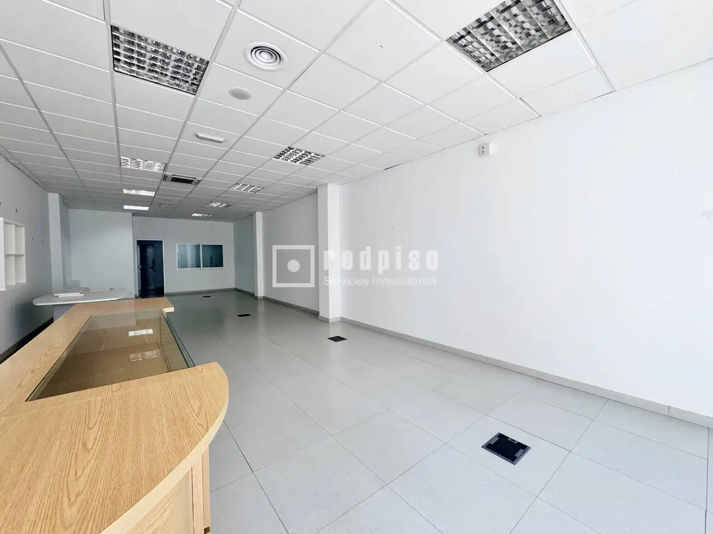 Local comercial de lloguer a de Miguel Moya, imagen 2