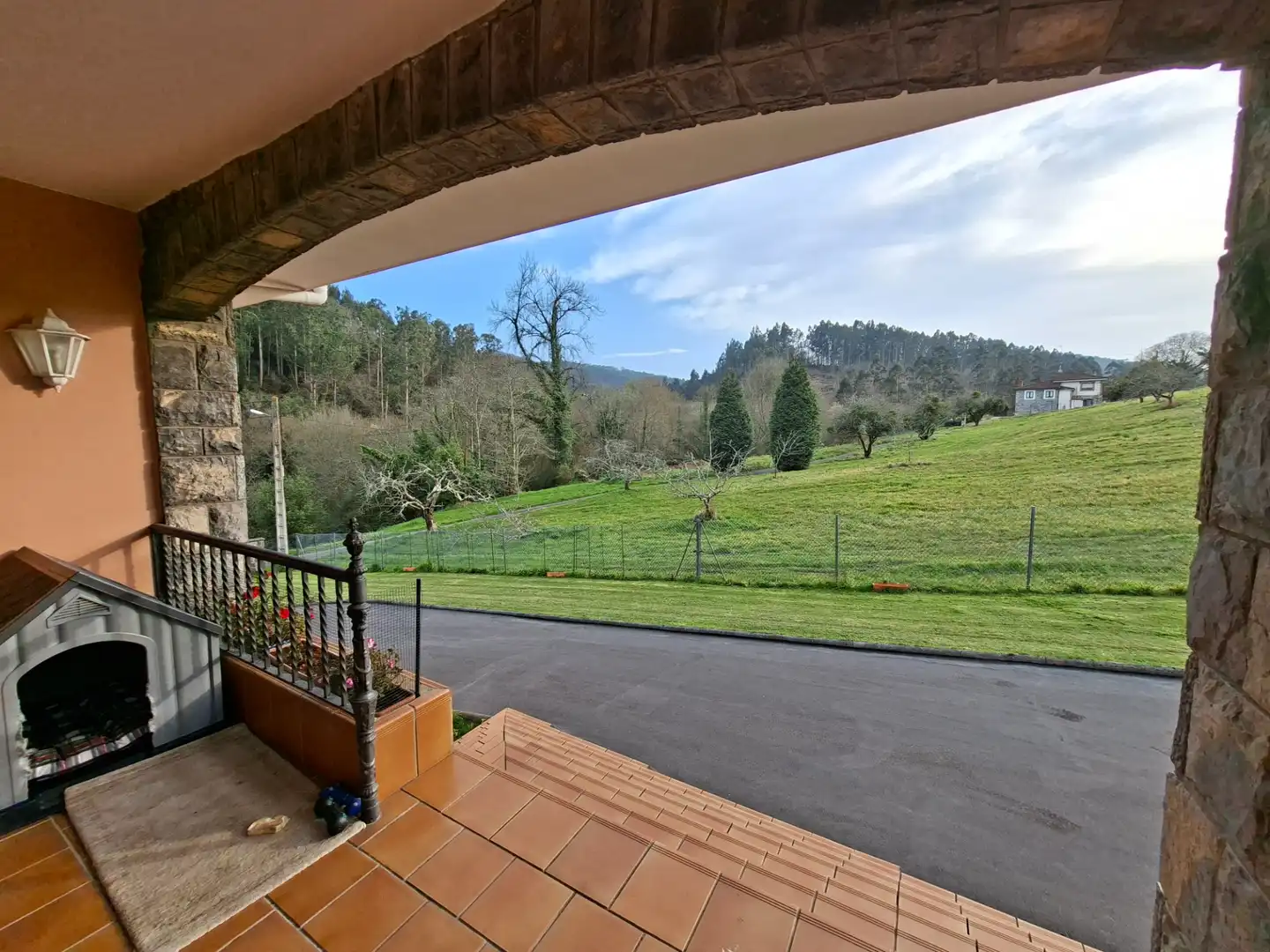 Garden of Houses for sale in Soto del Barco  with Heating, Private garden and Parquet flooring