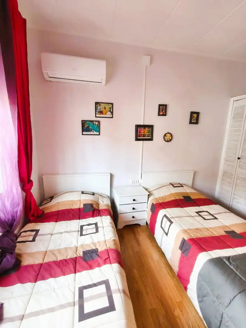 Habitación de Casa o chalet en venta en Lliçà d'Amunt con Aire acondicionado, Jardín privado y Terraza