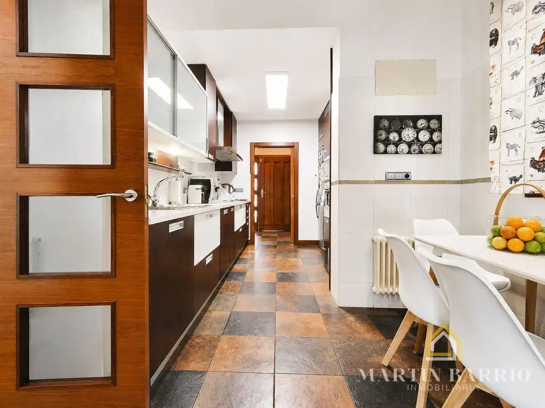 Cocina de Casa o chalet en venta en Muskiz con Aire acondicionado, Calefacción y Jardín privado
