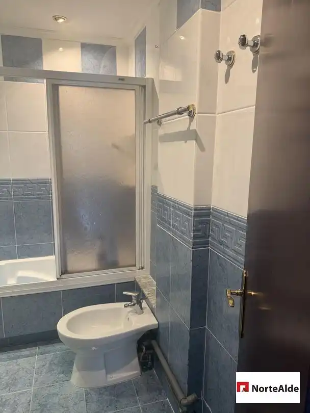 Bathroom of Duplexes for sale in Getxo   with Air Conditioner and Heating