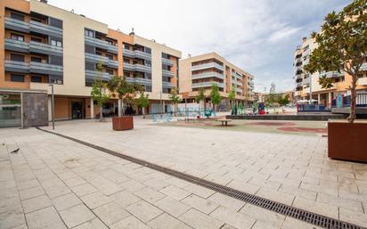 Vista exterior de Pis en venda en Reus amb Aire condicionat i Balcó