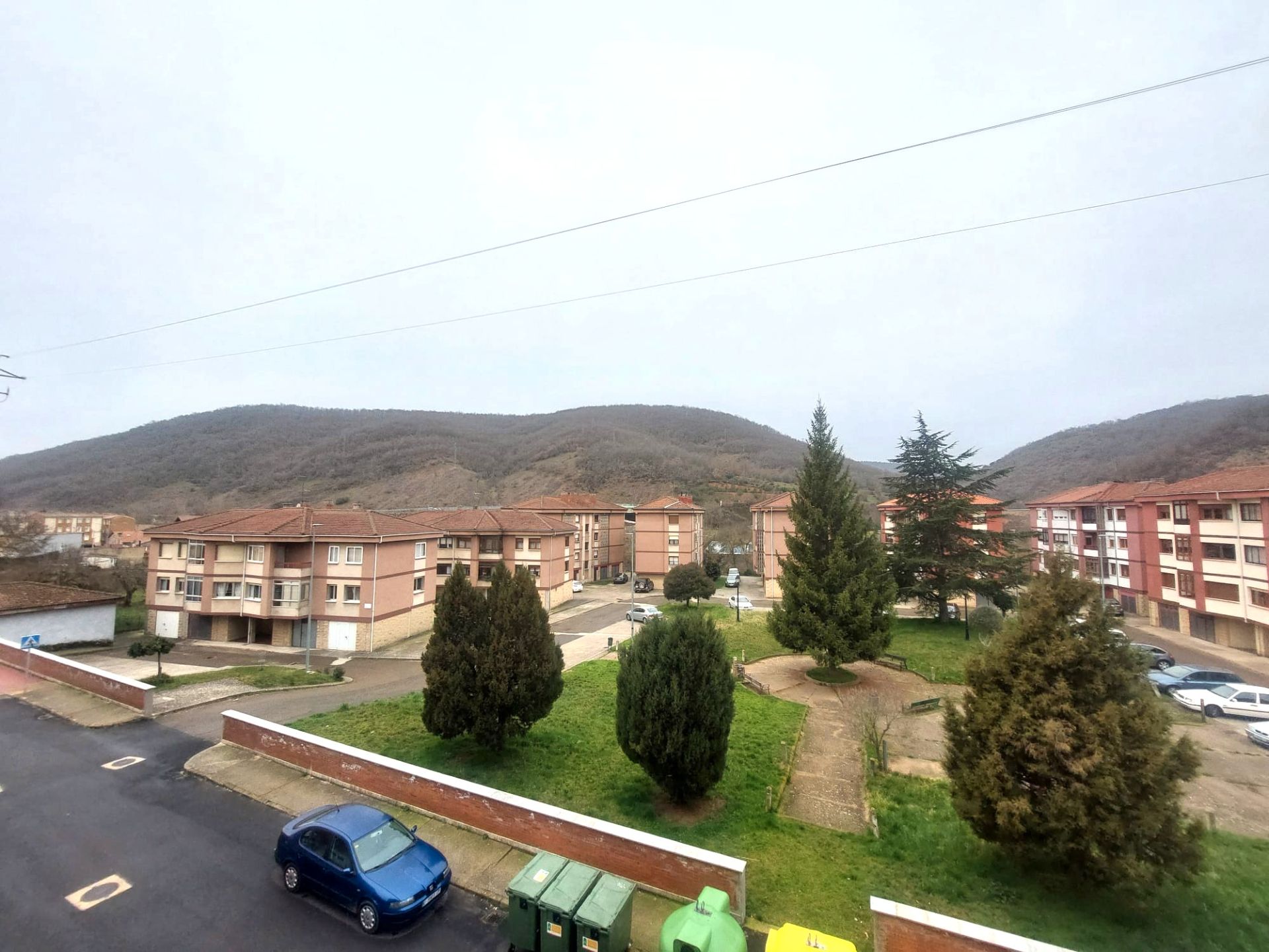 Vista exterior de Piso en venta en Cistierna