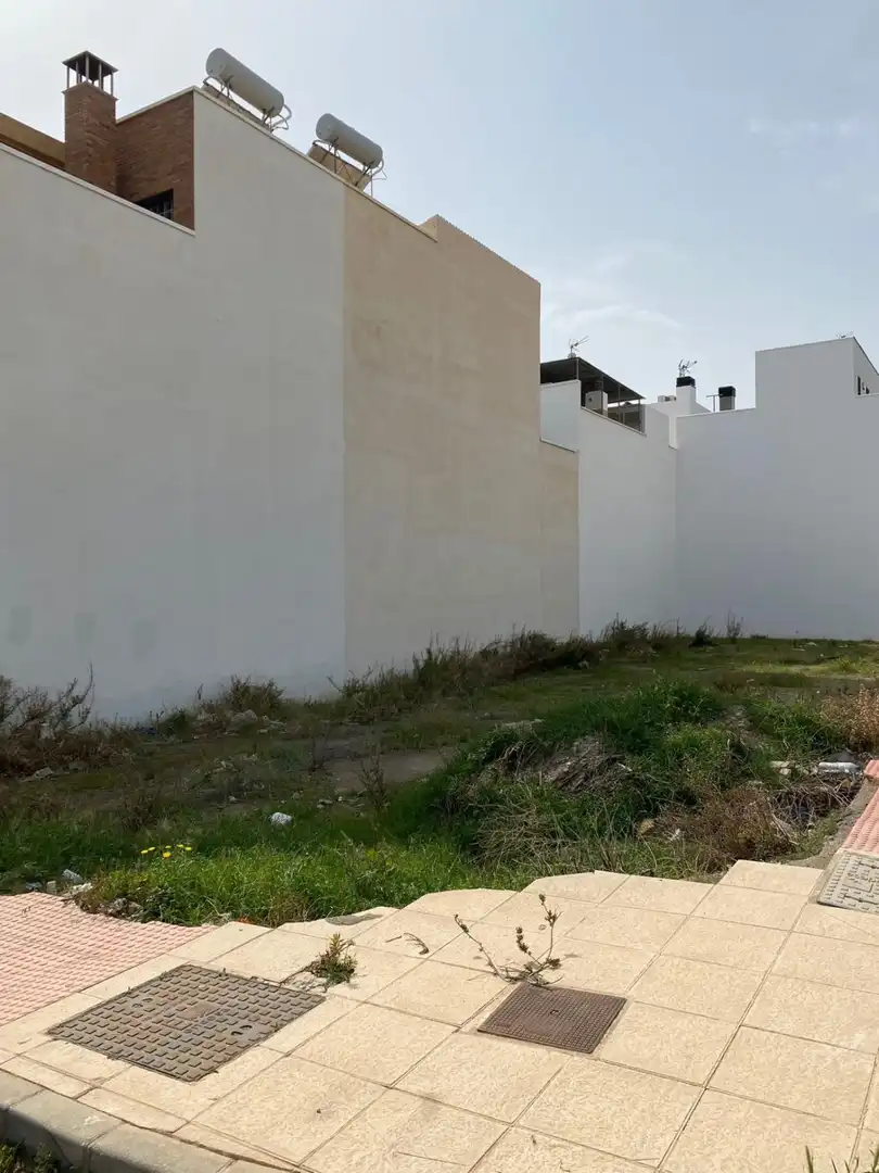 Terrenys i solars en venda a Adra