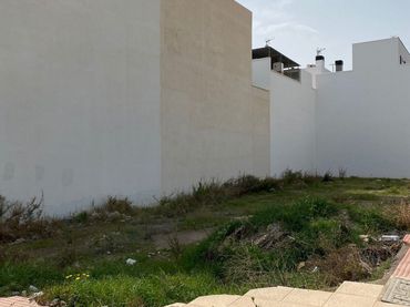 Terreni e lotti in vendita a Adra