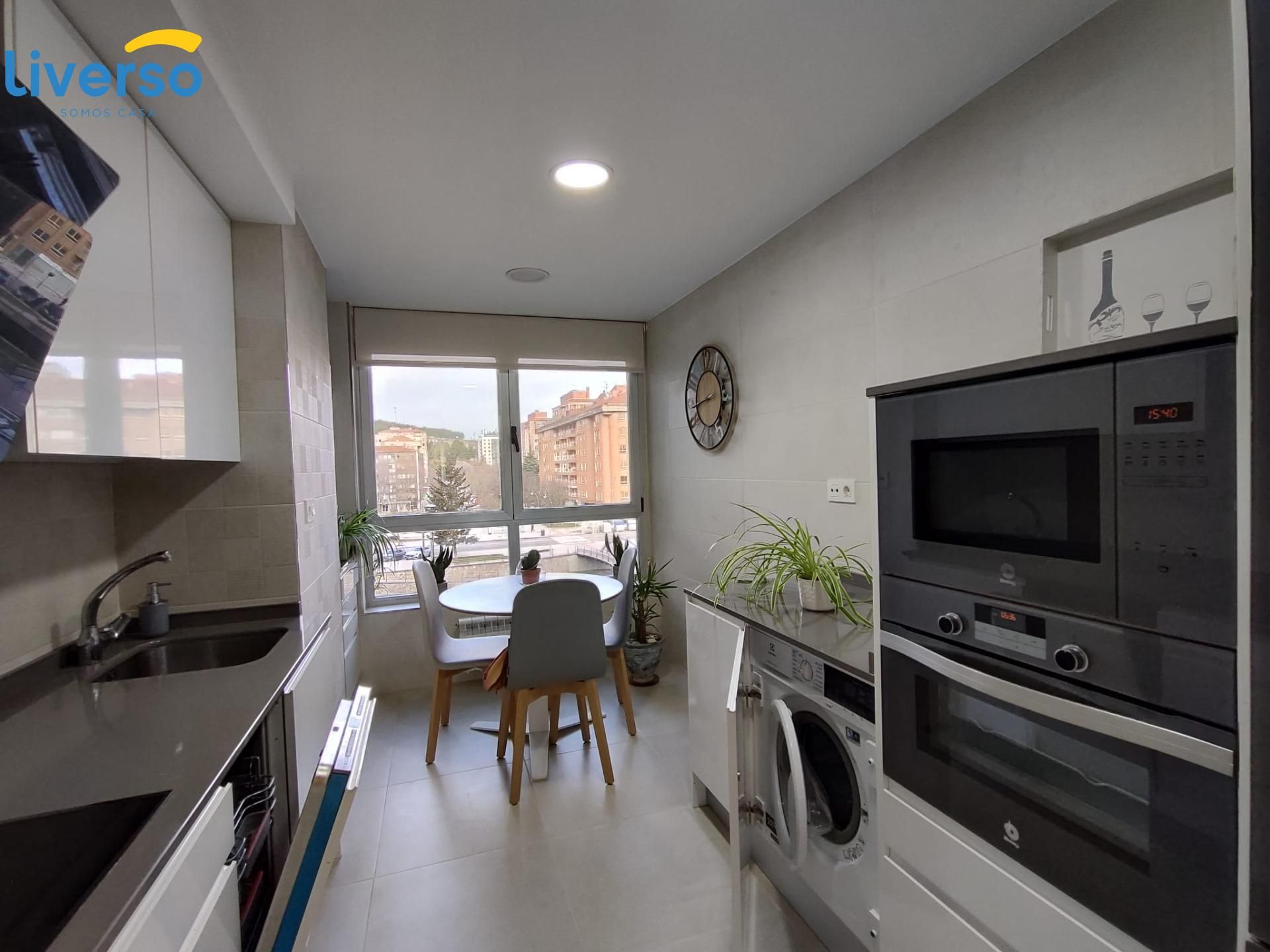 Kitchen of Flat to rent in Burgos Capital  with Furnished