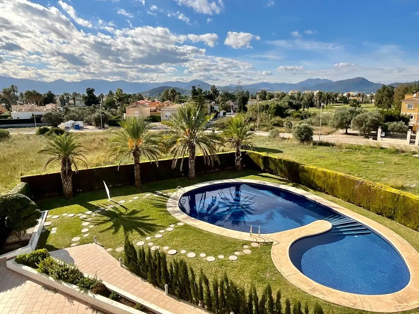 Ático en venta en Urbanizacion OLIVA NOVA 1, 2, Oliva Nova