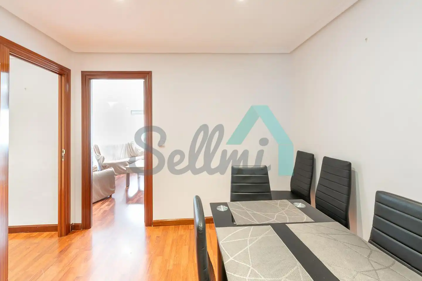 Piso en venta en Oviedo  con Calefacción
