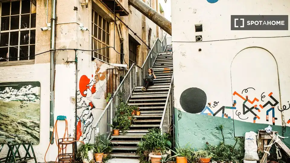 Vista exterior de Apartamento para compartir en Barcelona con Aire acondicionado, Terraza y Amueblado