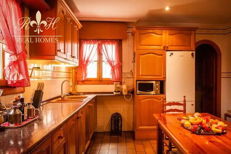 Kitchen of Houses for sale in L'Alfàs del Pi  with Air Conditioner, Terrace and Swimming Pool