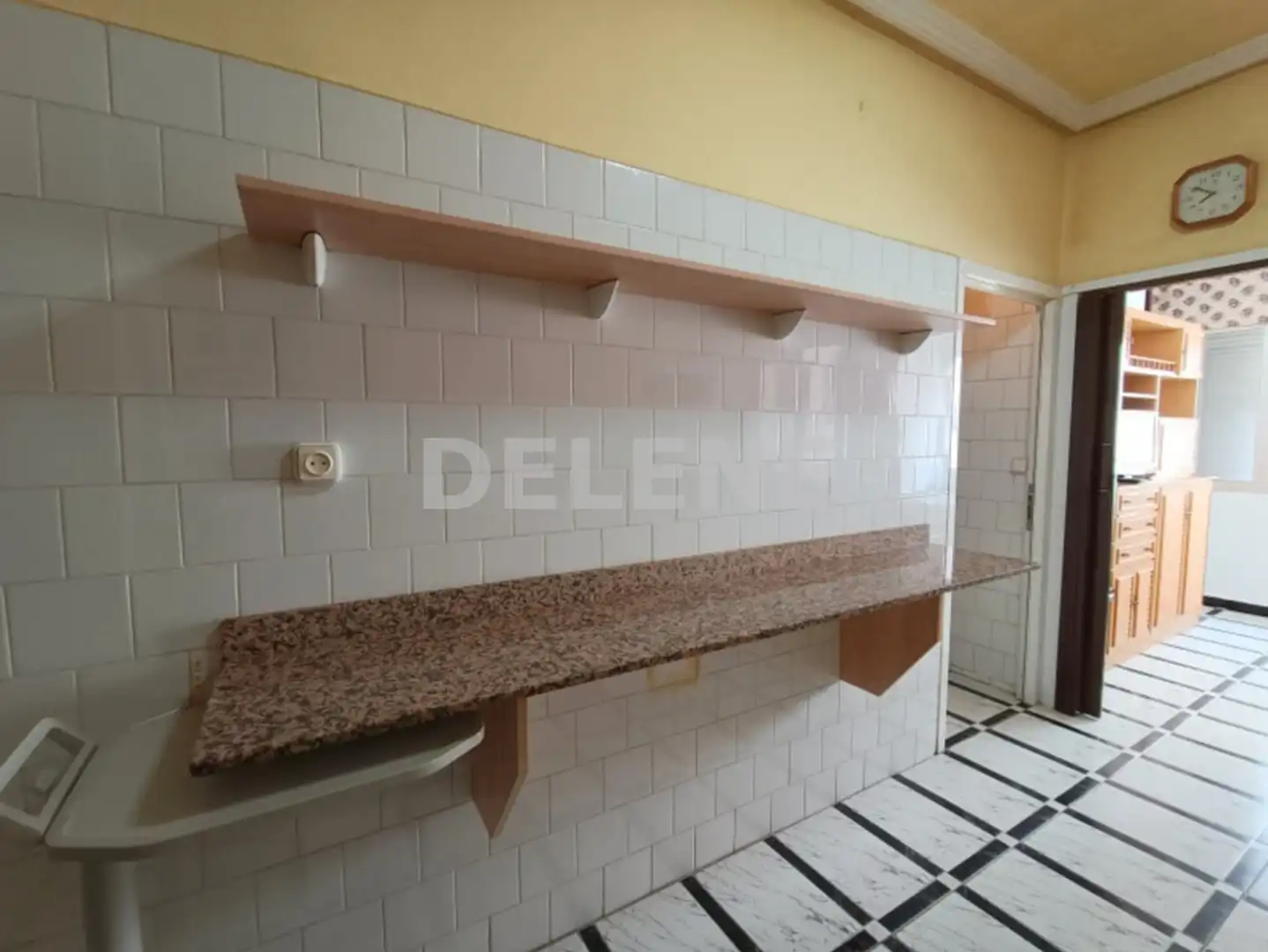 Kitchen of Flat for sale in Hellín  with Air Conditioner, Terrace and Furnished