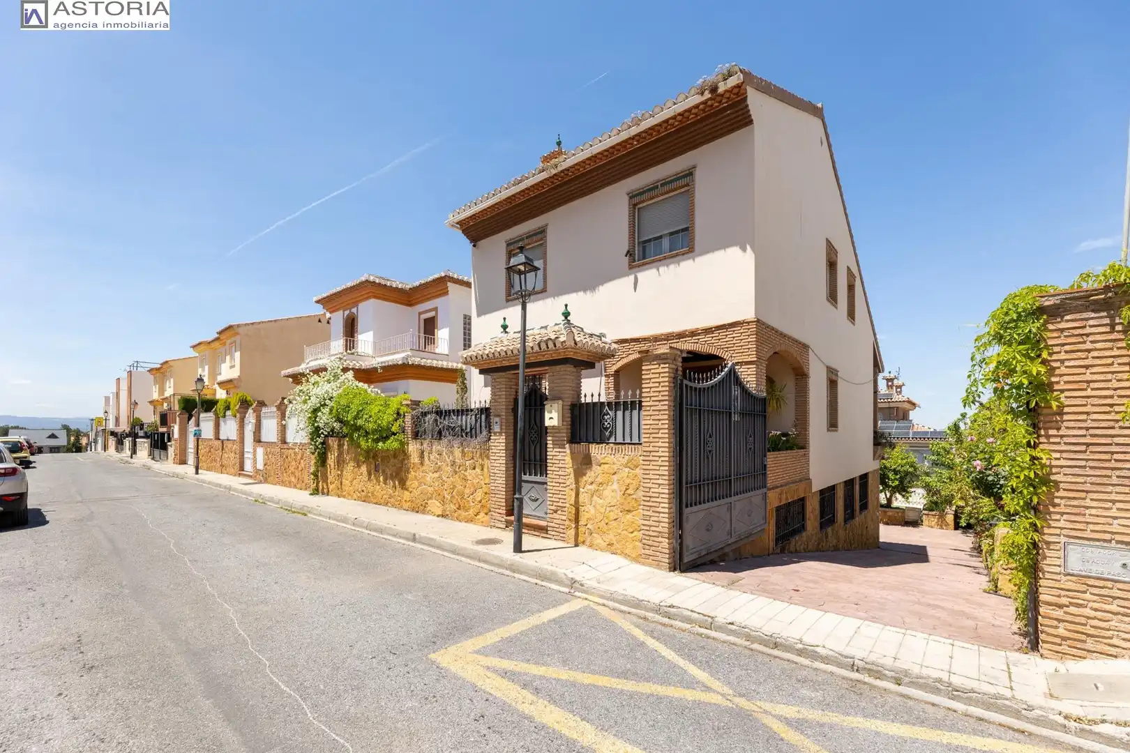 Exterior view of Houses for sale in Monachil  with Air Conditioner, Heating and Private garden