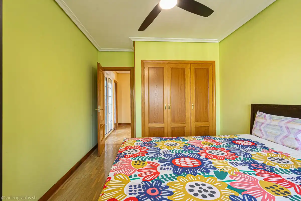 Habitación de Casa o chalet en venta en Móstoles con Aire acondicionado, Calefacción y Jardín privado