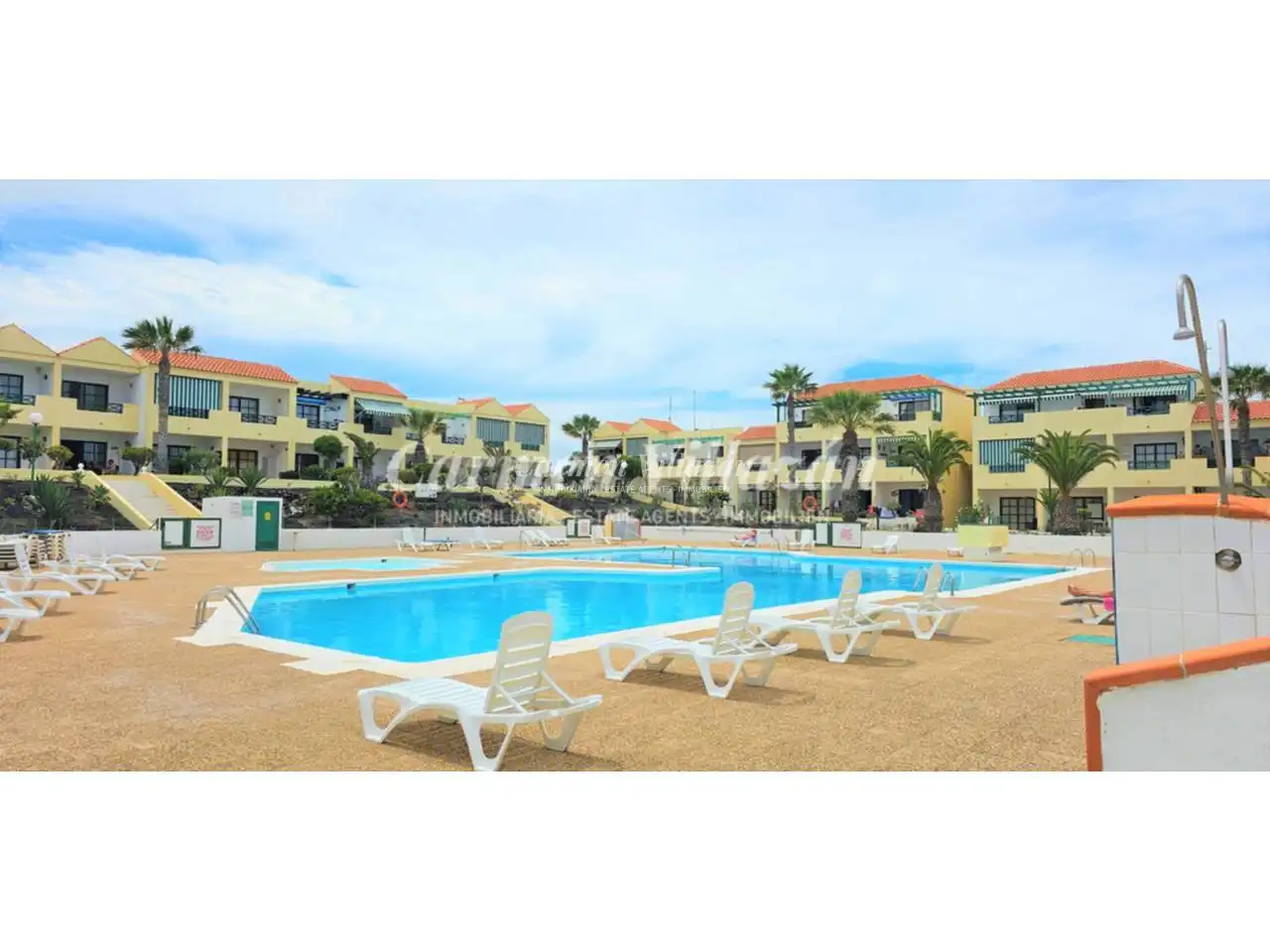 Vista exterior de Apartament en venda en Antigua amb Terrassa, Moblat i Piscina comunitària