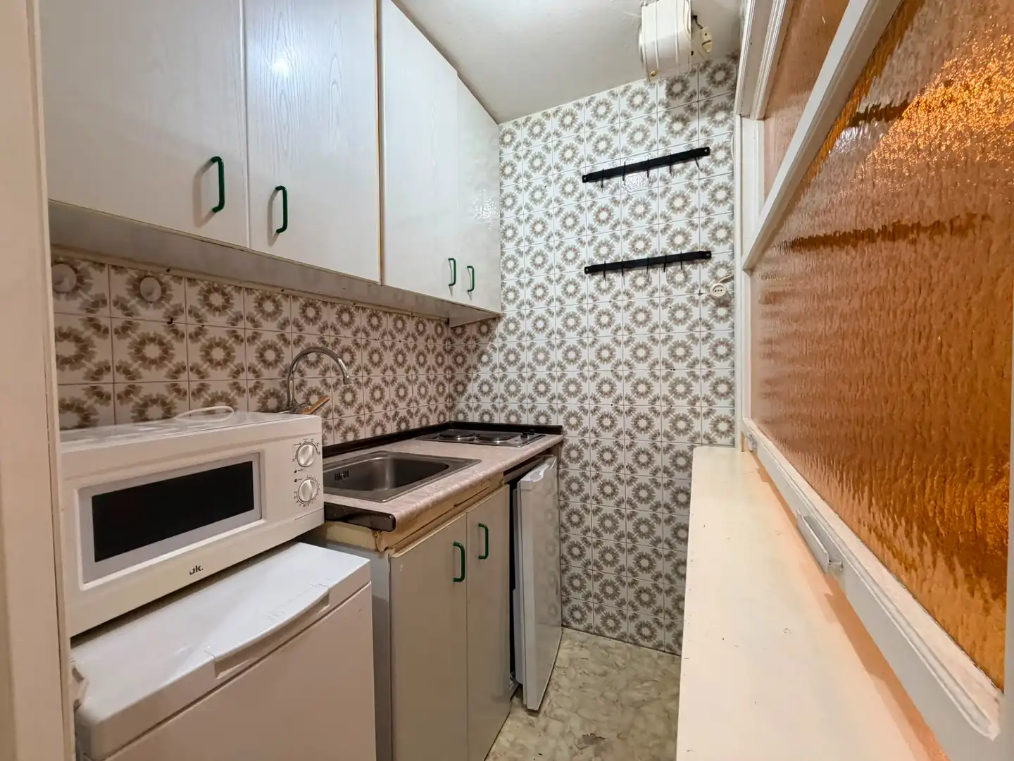 Cocina de Apartamento en venta en Madrid con Calefacción