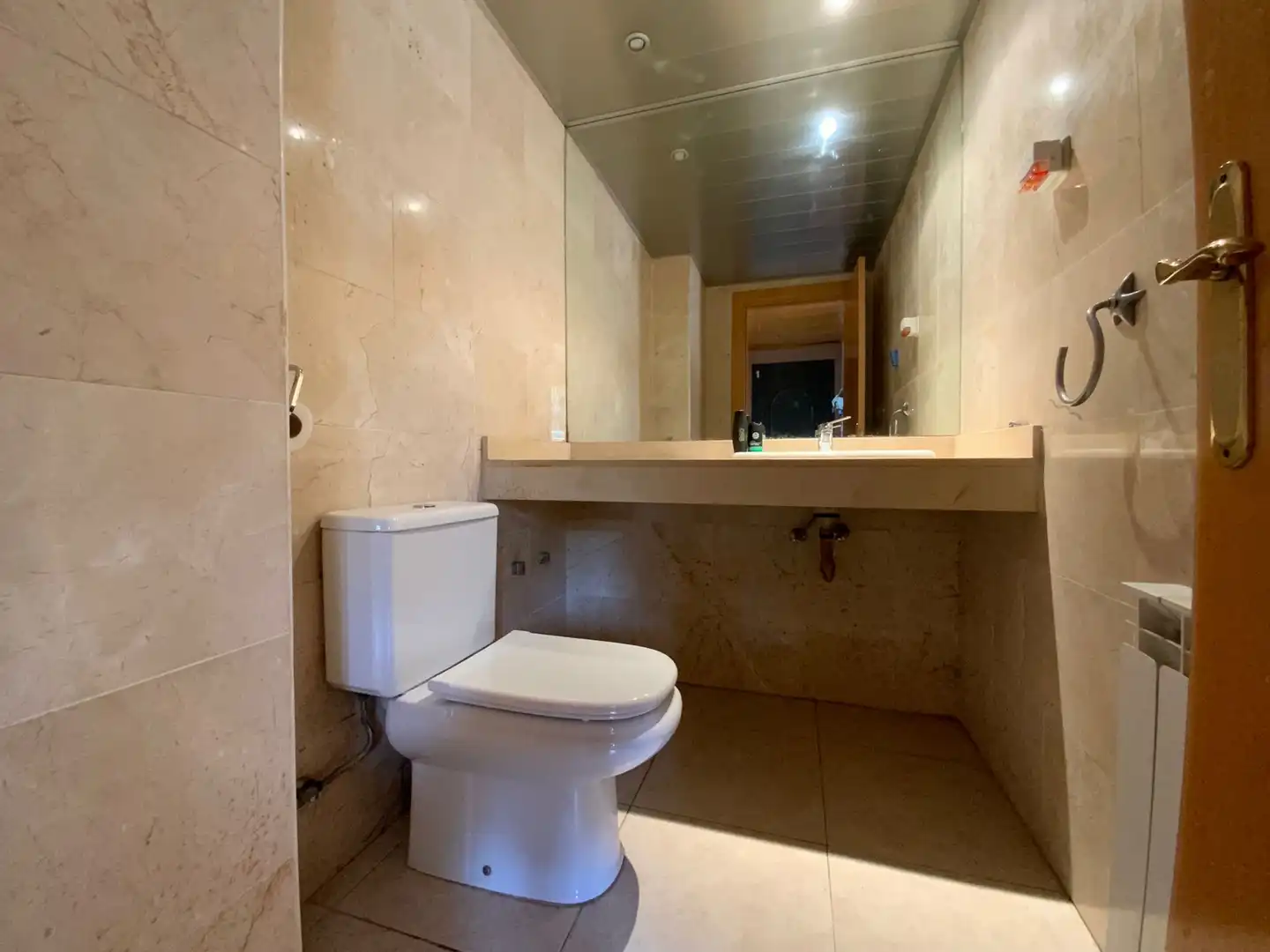 Baño de Casa adosada en venta en Terrassa con Calefacción, Jardín privado y Terraza