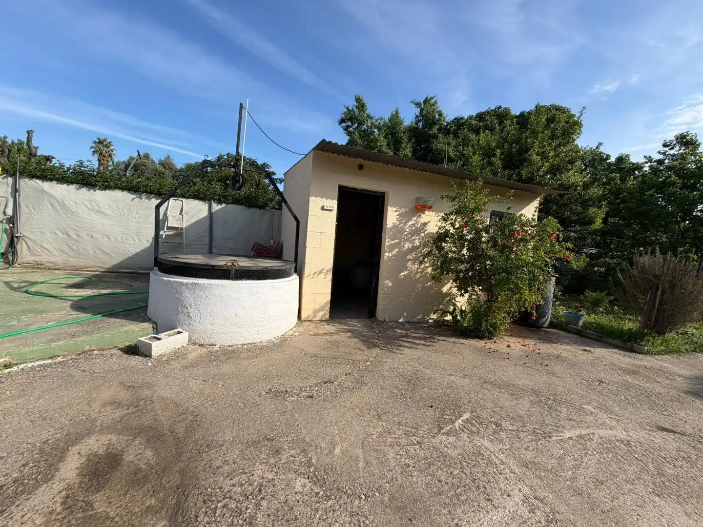 Vista exterior de Casa o xalet en venda en Córdoba amb Aire condicionat, Jardí privat i Piscina