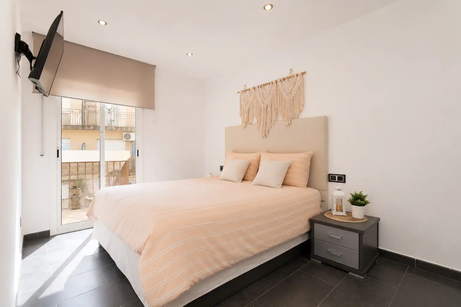 Bedroom of Flat for sale in El Vendrell  with Air Conditioner, Heating and Terrace