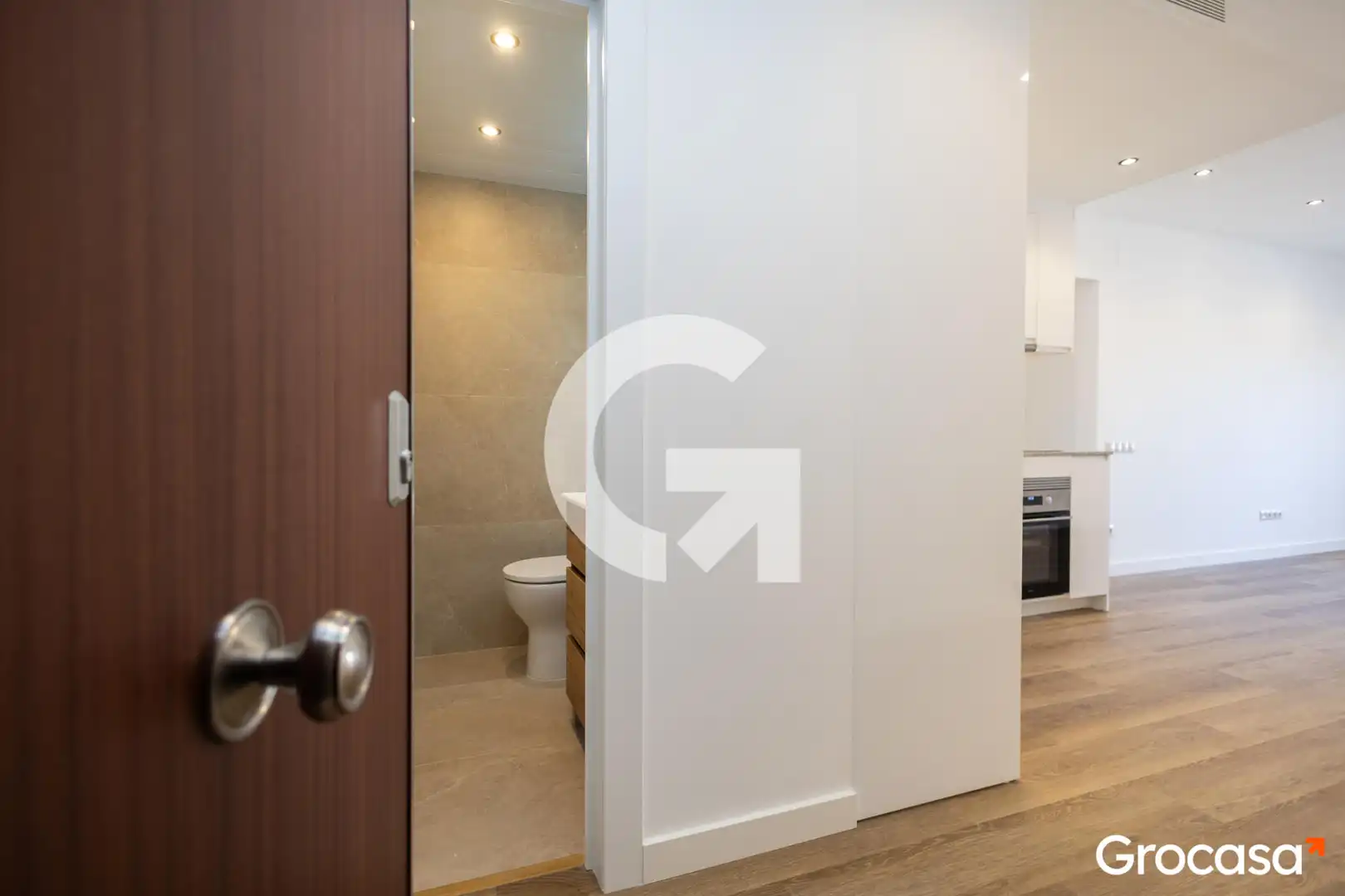 Flat for sale in Sant Vicenç Dels Horts  with Air Conditioner, Heating and Oven