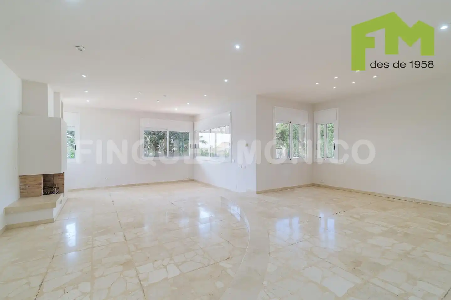 Sala de estar de Casa o chalet en venta en El Masnou con Calefacción, Jardín privado y Terraza