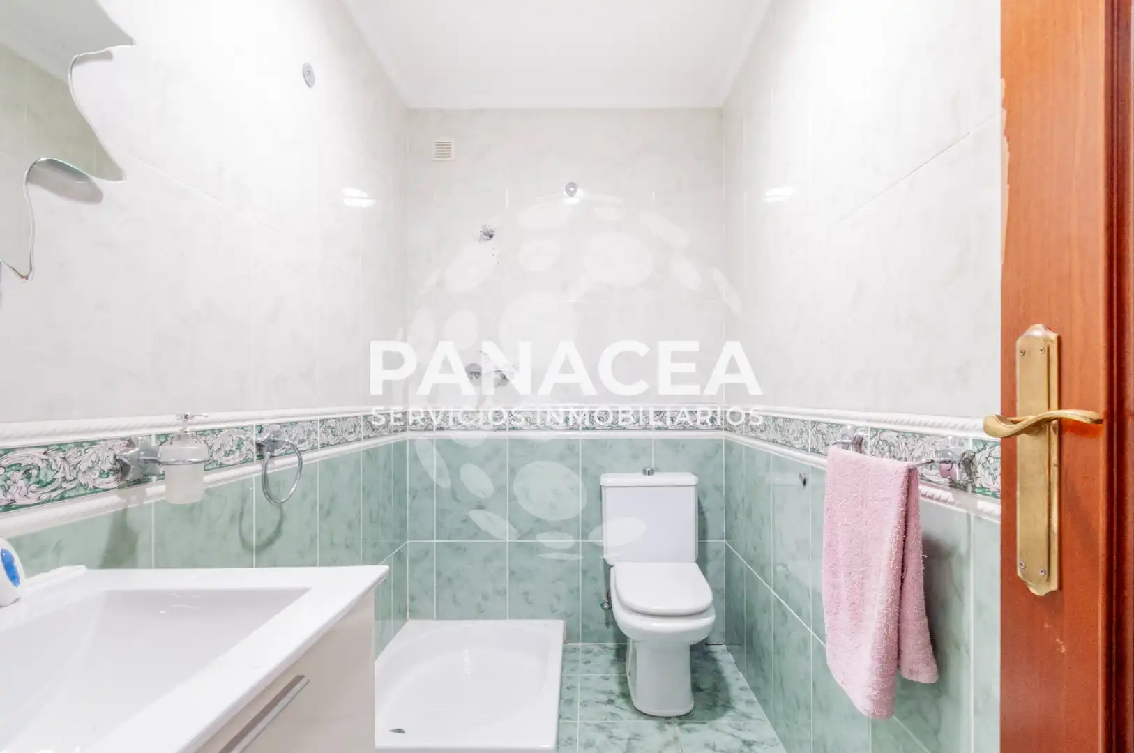 Bathroom of Flat for sale in Roquetas de Mar  with Furnished, Oven and Washing machine