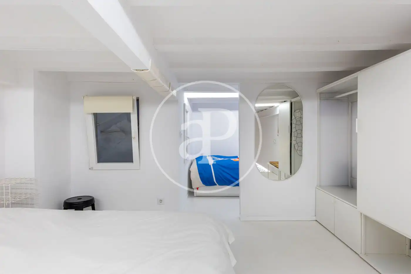 Dormitori de Loft de lloguer en Valencia amb Aire condicionat, Calefacció i Moblat