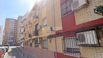 Vista exterior de Pis en venda en  Sevilla Capital