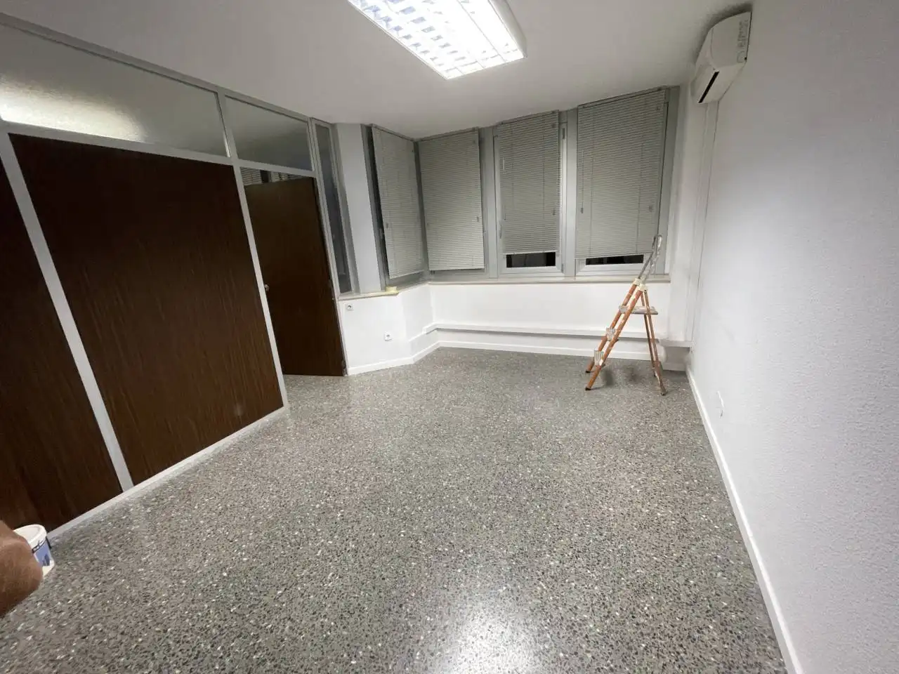 Büro zur Miete in Calle Folch i Torres, 12, Centre
