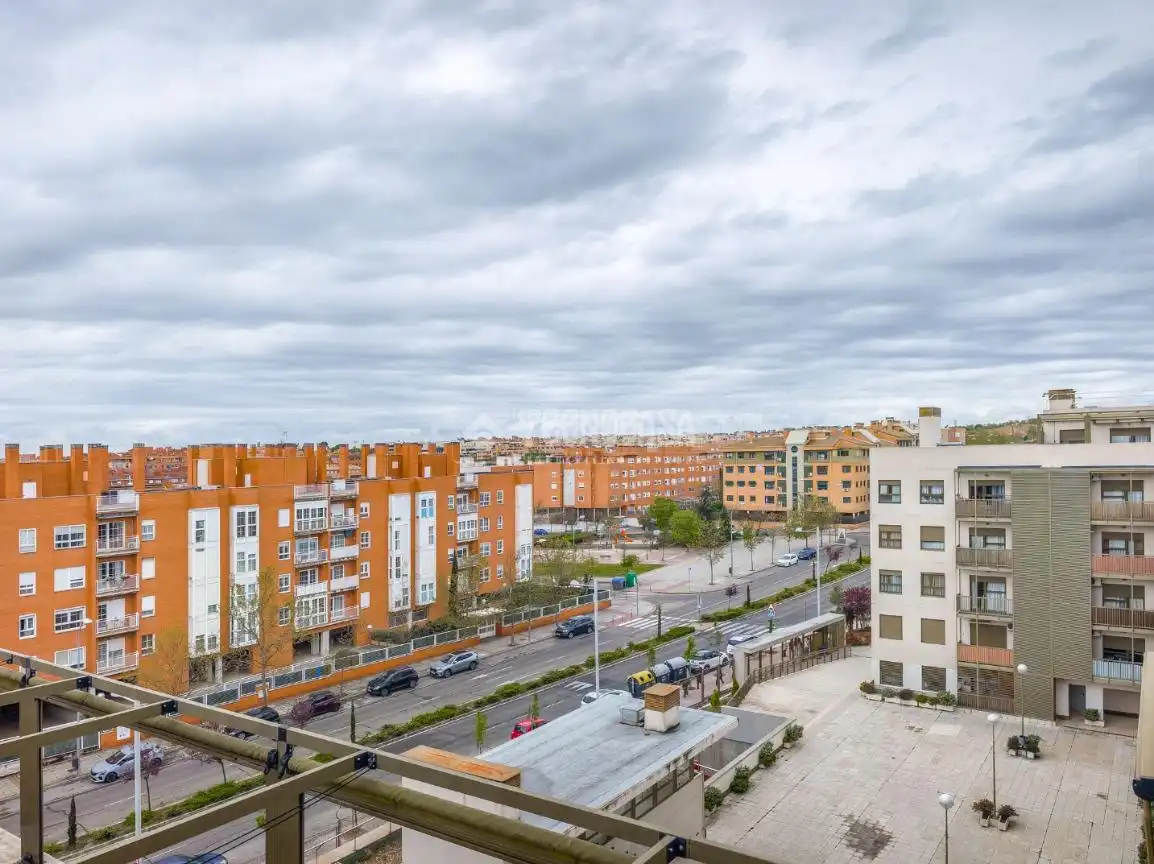 Vista exterior de Pis en venda en San Sebastián de los Reyes amb Aire condicionat, Calefacció i Traster