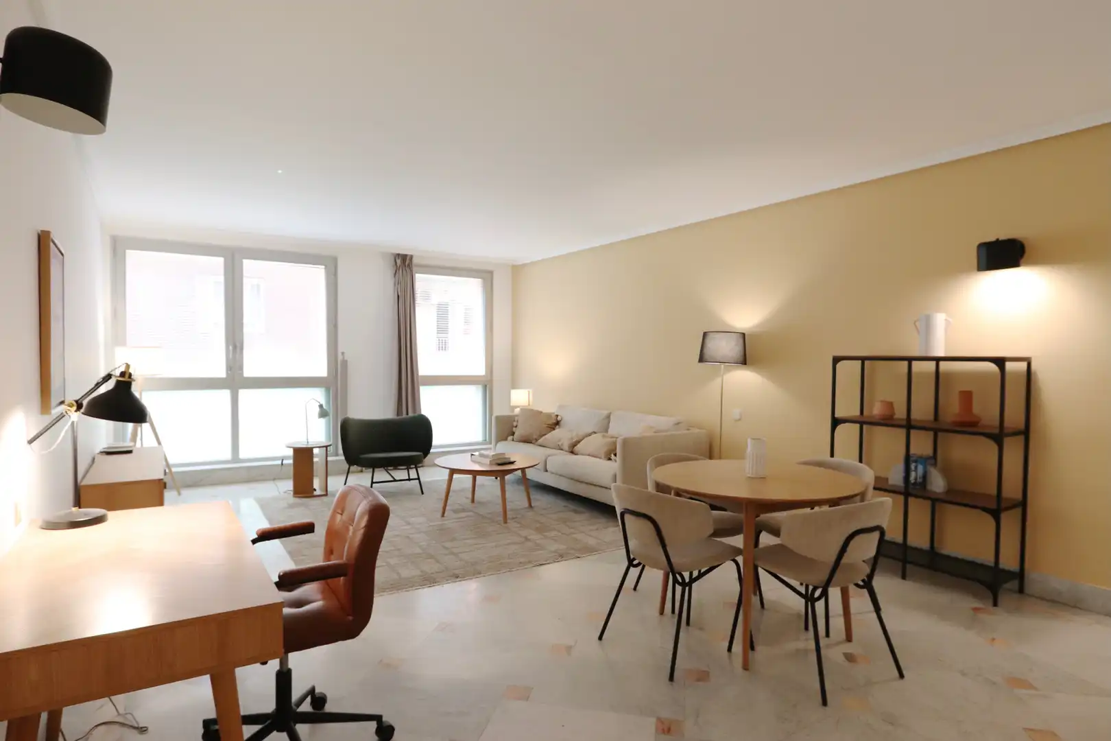Living room of Flat for sale in Madrid  with Air Conditioner, Heating and Private garden