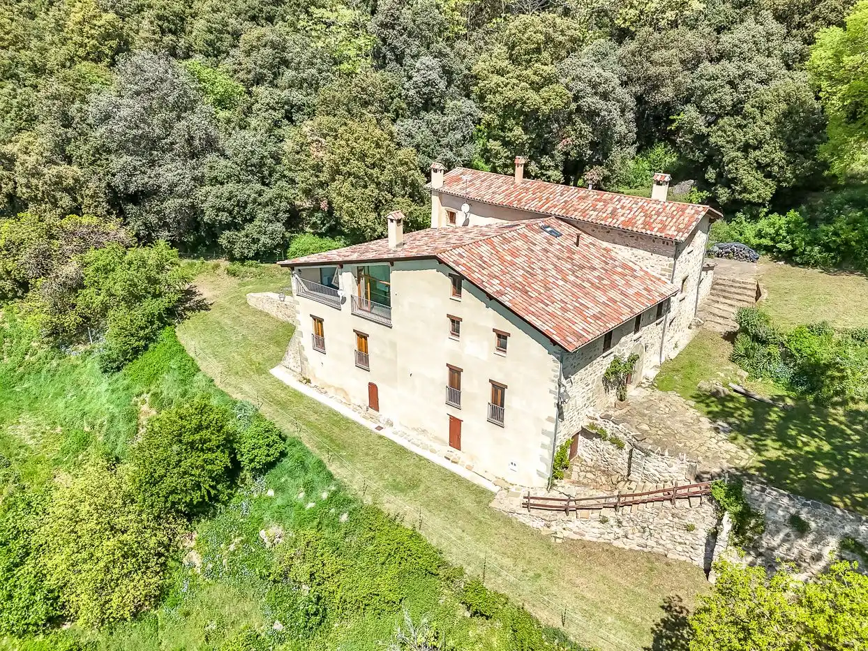 Casa rústica con jardín en venta en Sant Joan Les Fonts, imagen 11