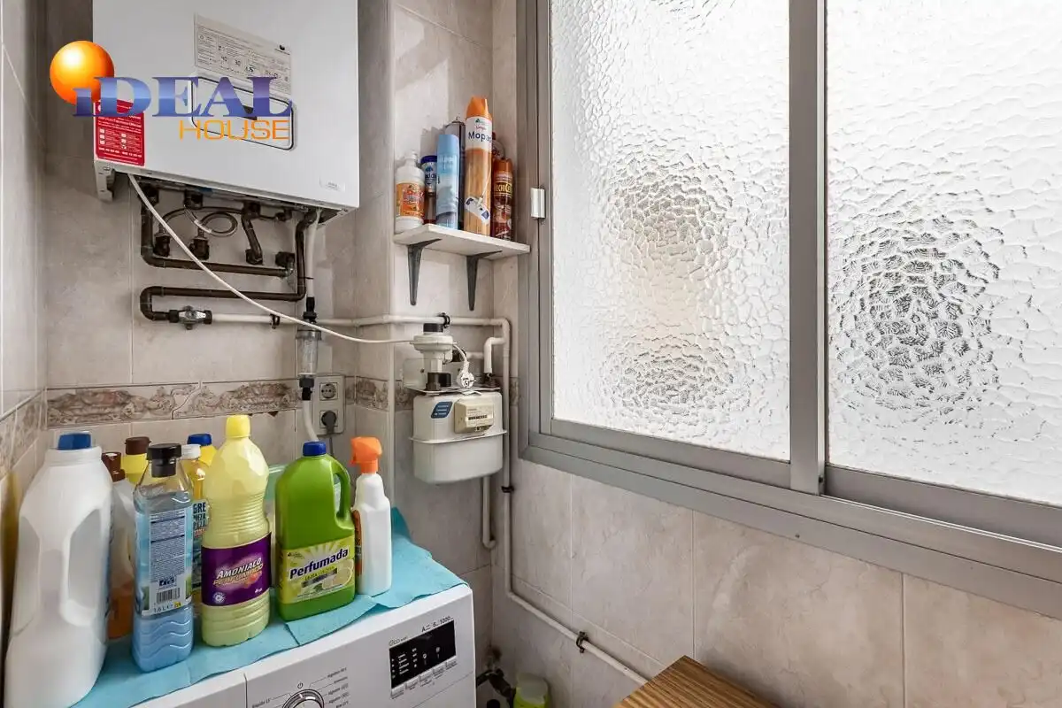 Flat with terrace for sale in Avenida DE MADRID 20, imagen 18